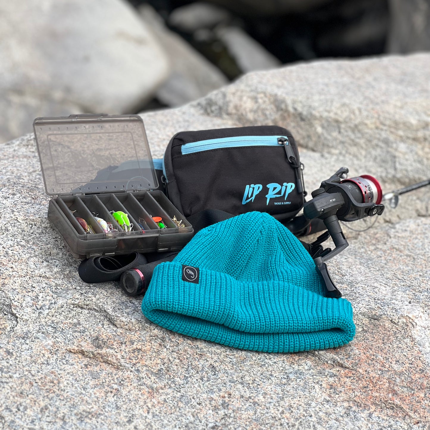 DOCKER BEANIE (teal)